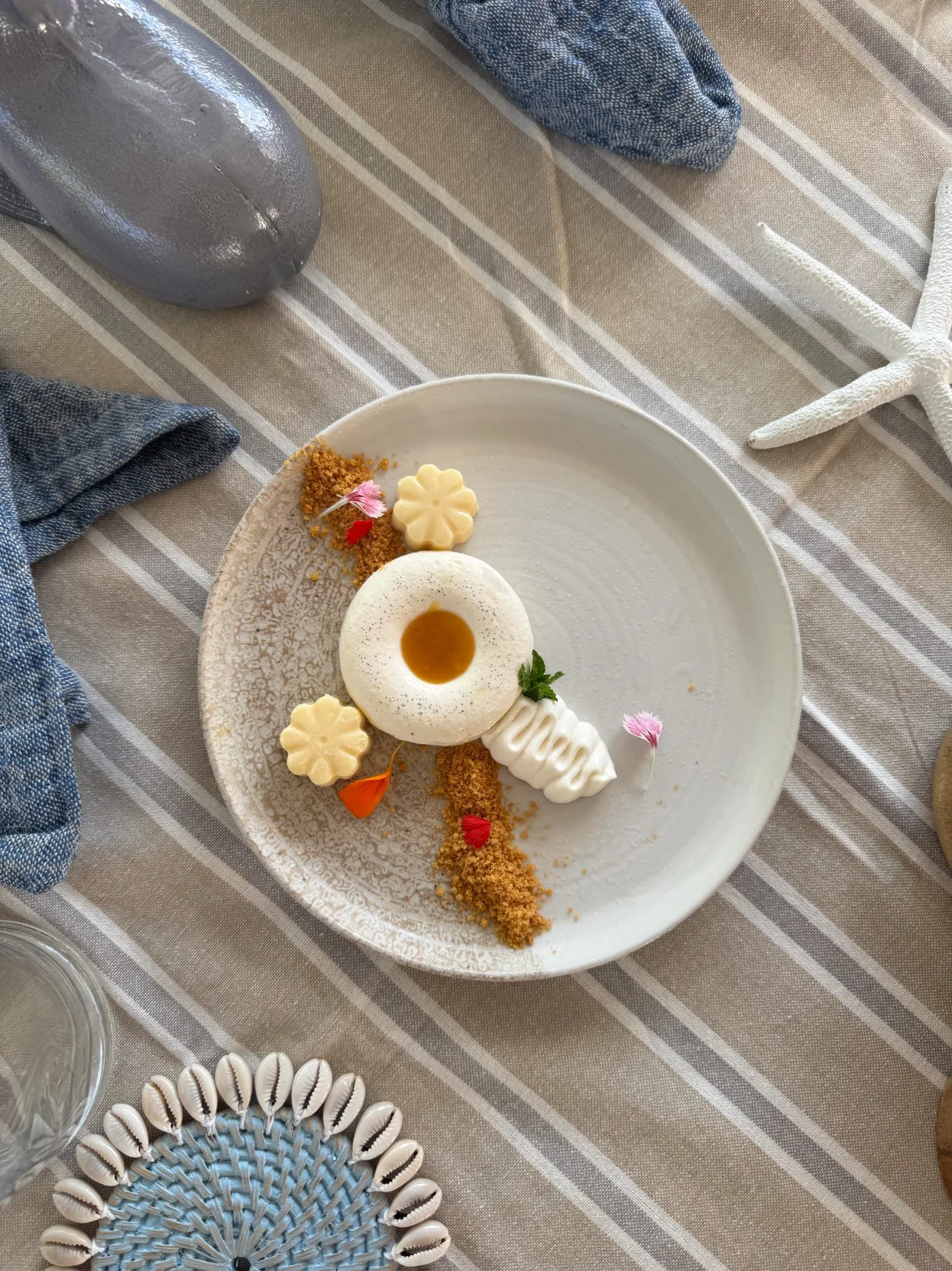 Vanilla panna cotta with mango heart and shortbread crumb
